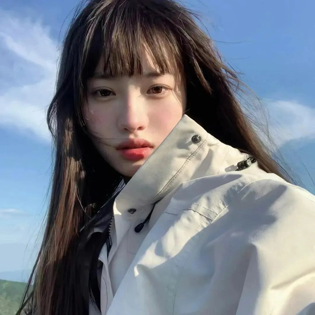 女机械人